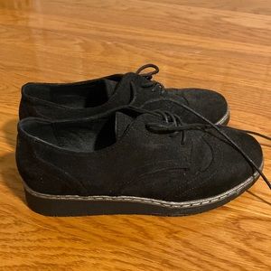 Suede oxford shoes. Size EU 37